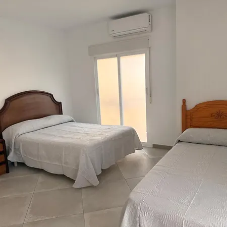 Habitacion Doble Con Aire Cerca De La Playa Δωμάτια σε οικογενειακή κατοικία Μπένιντορμ