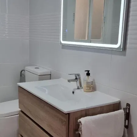 Habitacion Doble Con Aire Cerca De La Playa Μπένιντορμ